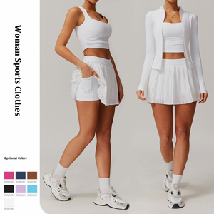 Buttock-covering fitness suit