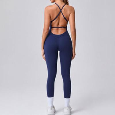 Adjustable shoulder strap tight fitting one-piece yoga suit